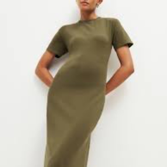 NWT Reformation Devyn Knit Dress is Olive Green Size S - Picture 2 of 7